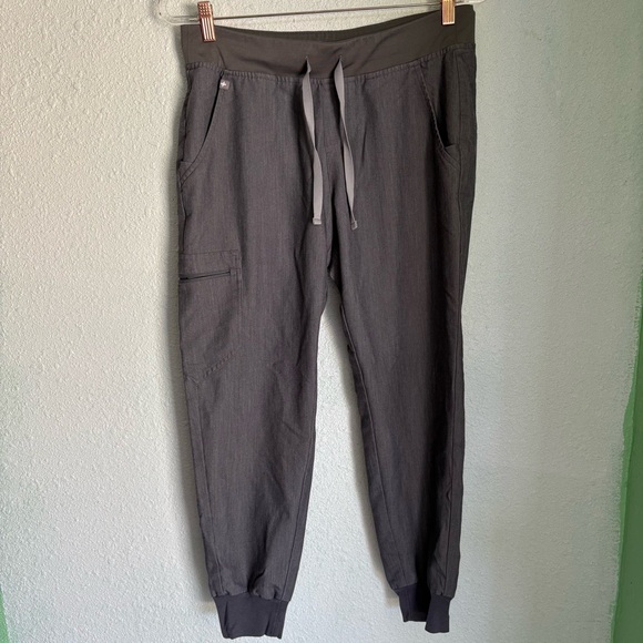 Figs Zamora Jogger Scrub Pants Grey Size Medium Petite - Picture 1 of 4